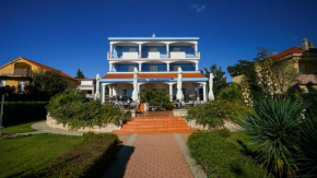 Отель Hotel Belvedere  Сукосан
